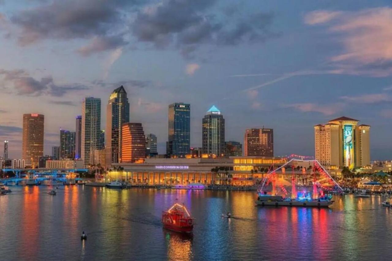 Wake Up To Ocean Views From Your Private Balcony Tampa Exteriör bild